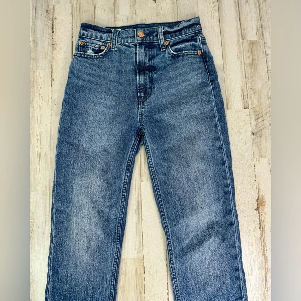 Gap Cheeky Straight Sky High Mid Rise Women Jeans - Size 24| 00R (26x25) - Picture 2 of 10